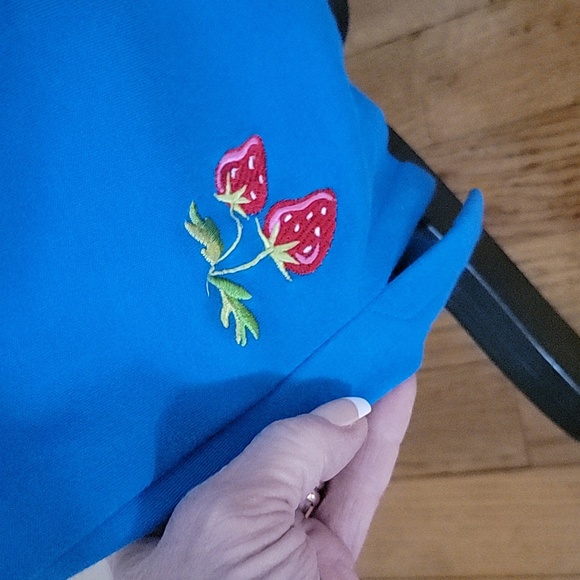 Bob Mackie - Picture 5 of 9